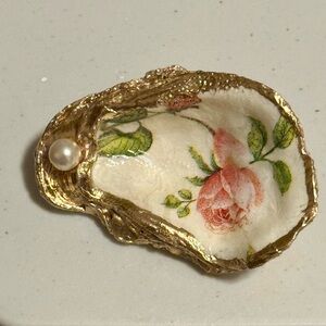 Floral Gold-Tone Oyster Shell ring dish